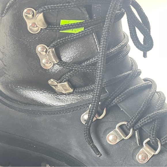 K2 Black Hiking Boots with Lace-Up Design size 7 - Picture 9 of 9
